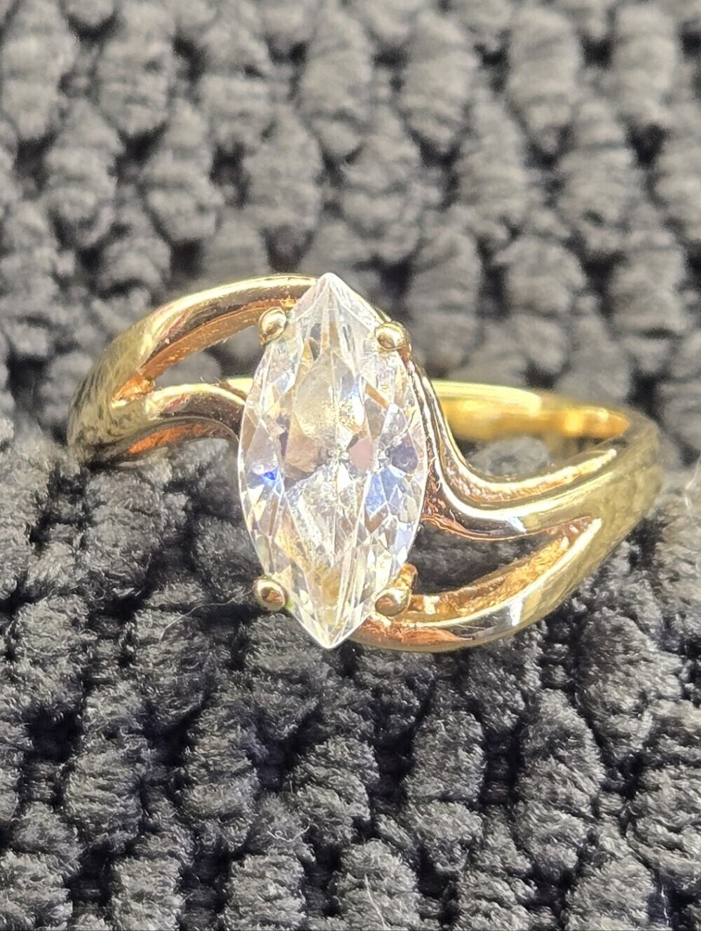 Gold Marquise-Cut Cubic Zirconia Ring - Size 8 - Picture 5 of 8
